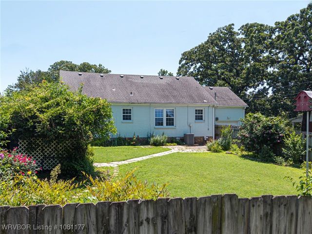 2227 S Q Street, Fort Smith, AR 72901