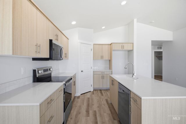 2399 W Red Jasper Dr, Kuna, ID 83634
