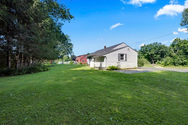 127 Springfield St, Palmer, MA 01069