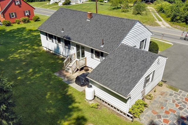 127 Springfield St, Palmer, MA 01069