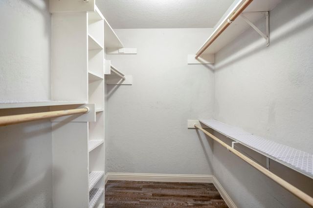 2411 Orange Street, Waller, TX 77484