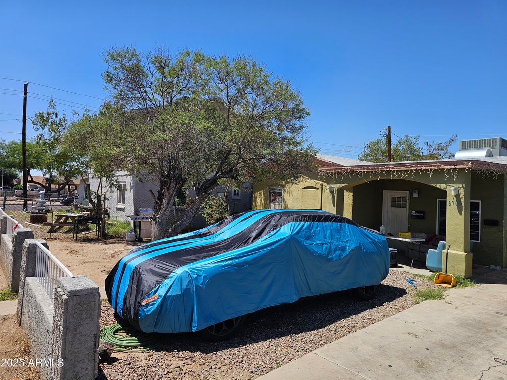 6706 N 54TH Drive, Glendale, AZ 85301 — photo 2