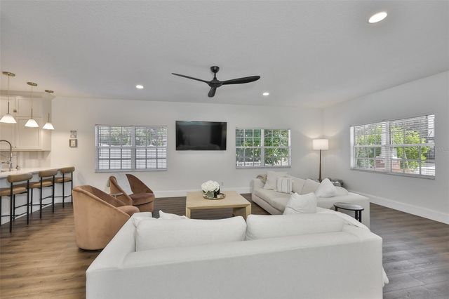 803 W ALFRED STREET, Tampa, FL 33603