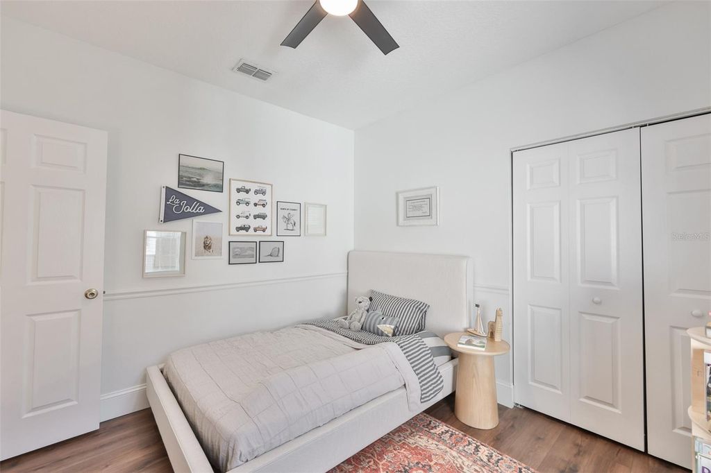 Image 20 of property listing at 803 W ALFRED STREET, Tampa, FL 33603