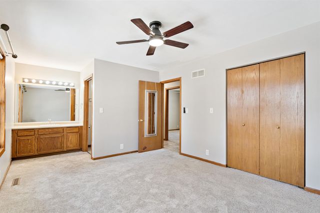 5302 Marius Drive, Cedar Falls, IA 50613