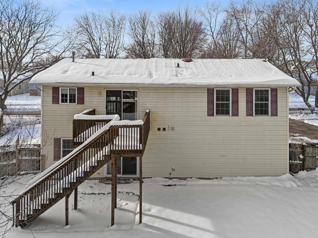 5302 Marius Drive, Cedar Falls, IA 50613