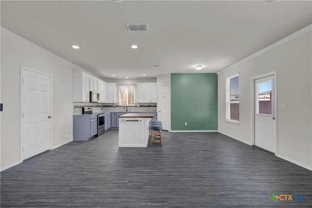 453 Nova Zembla, New Braunfels, TX 78130