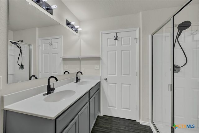 453 Nova Zembla, New Braunfels, TX 78130