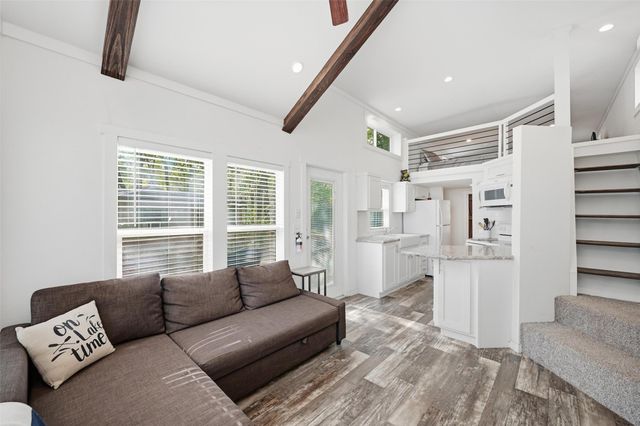 402 N Shady Lane, Gordonville, TX 76245