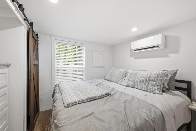 402 N Shady Lane, Gordonville, TX 76245