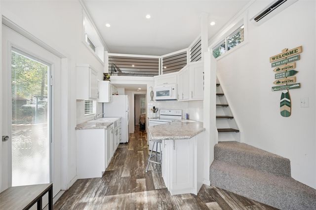 402 N Shady Lane, Gordonville, TX 76245