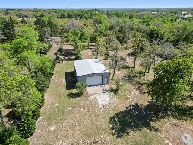 638 Oak Tree Lane, Franklin, TX 77856