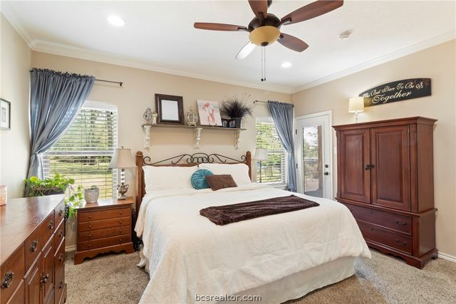 638 Oak Tree Lane, Franklin, TX 77856