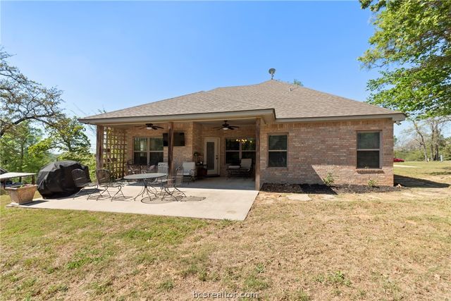 638 Oak Tree Lane, Franklin, TX 77856