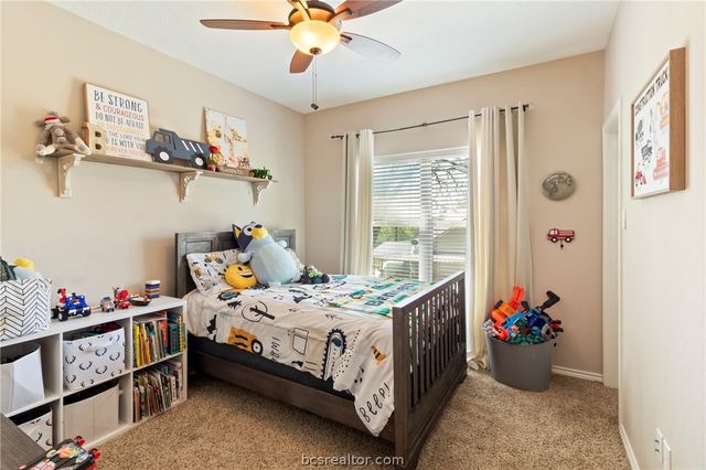 638 Oak Tree Lane, Franklin, TX 77856