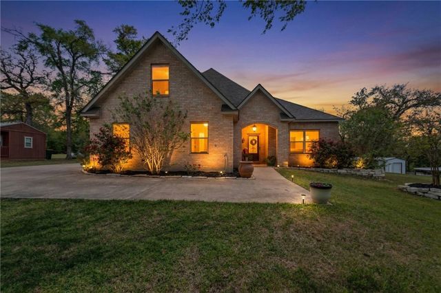 638 Oak Tree Lane, Franklin, TX 77856