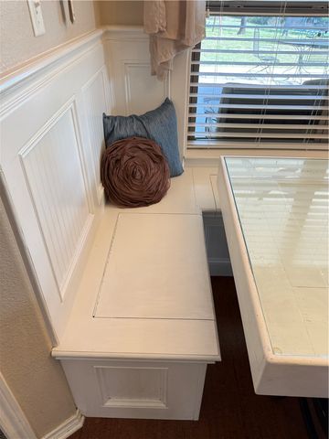 638 Oak Tree Lane, Franklin, TX 77856