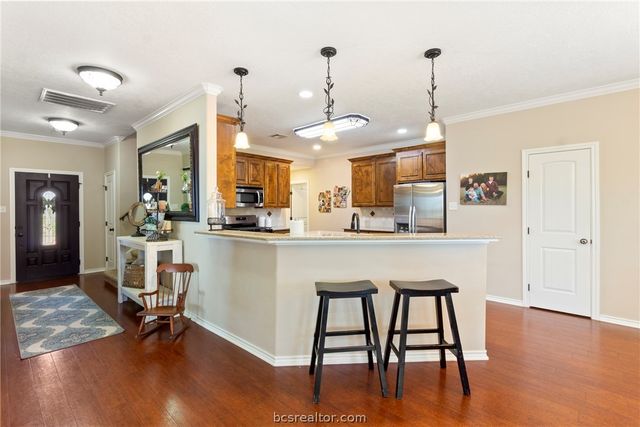 638 Oak Tree Lane, Franklin, TX 77856