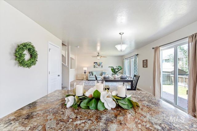 1451 N 14th E, Mountain Home, ID 83647