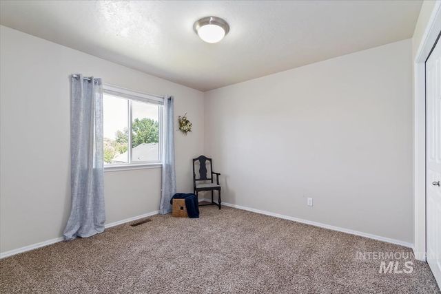1451 N 14th E, Mountain Home, ID 83647