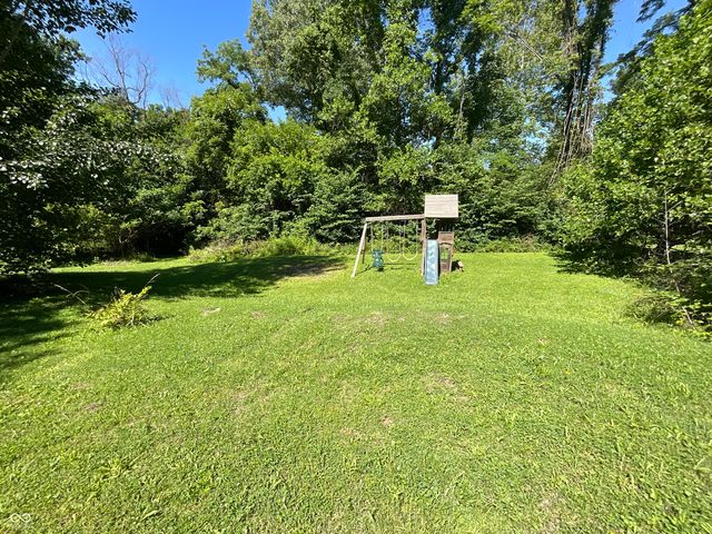 1526 Freeman Road, Spencer, IN 47460