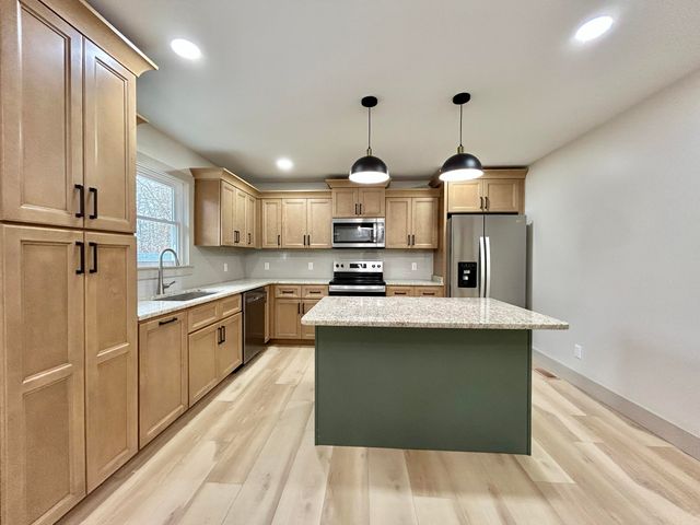 3810 Castlewood Court, Somerset, KY 42503