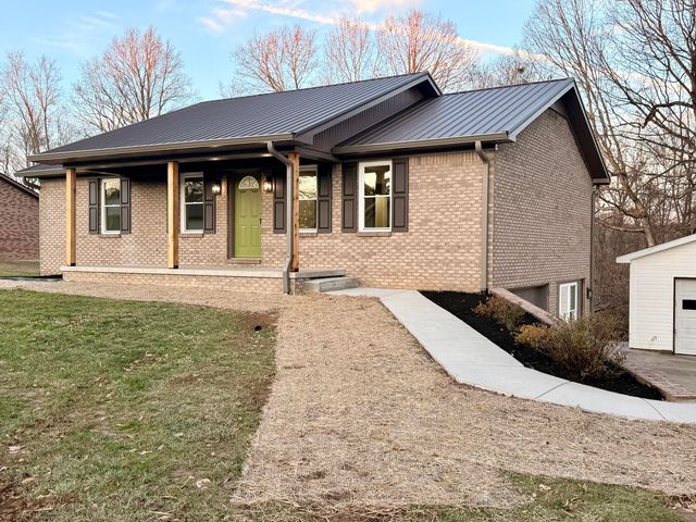 3810 Castlewood Court, Somerset, KY 42503