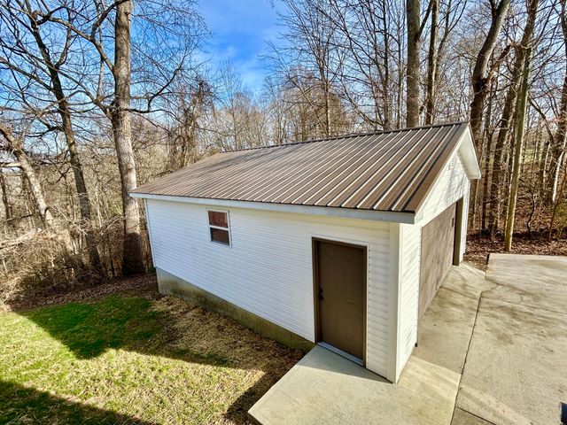 3810 Castlewood Court, Somerset, KY 42503