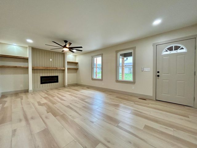 3810 Castlewood Court, Somerset, KY 42503