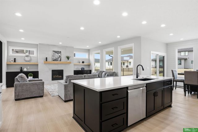 21108 Arlington Street, Elkhorn, NE 68022