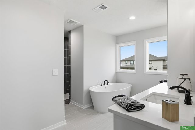 21108 Arlington Street, Elkhorn, NE 68022