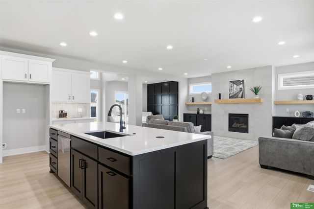 21108 Arlington Street, Elkhorn, NE 68022