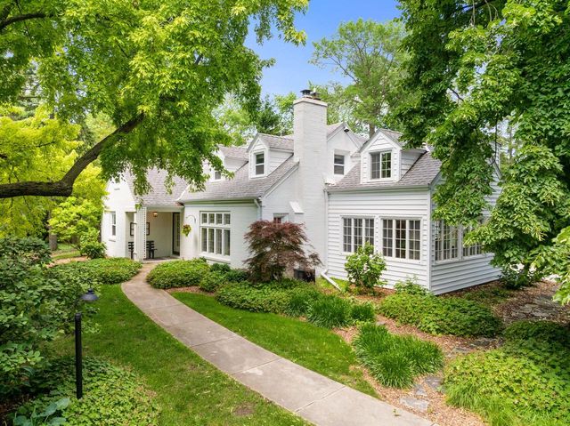 830 E Fairy Chasm ROAD, Bayside, WI 53217