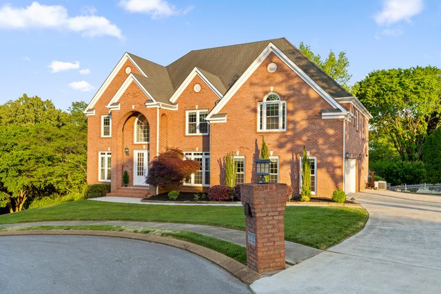 6404 Beacon Pointe Circle, Hixson, TN 37343