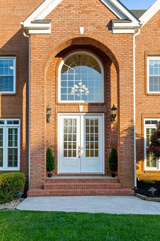 6404 Beacon Pointe Circle, Hixson, TN 37343