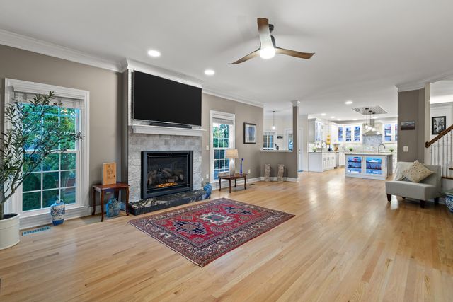 6404 Beacon Pointe Circle, Hixson, TN 37343