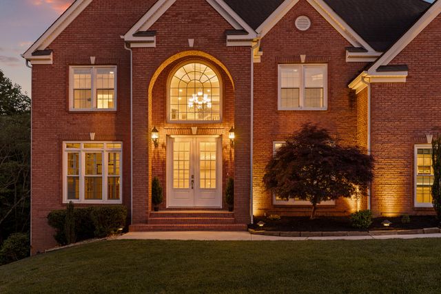 6404 Beacon Pointe Circle, Hixson, TN 37343