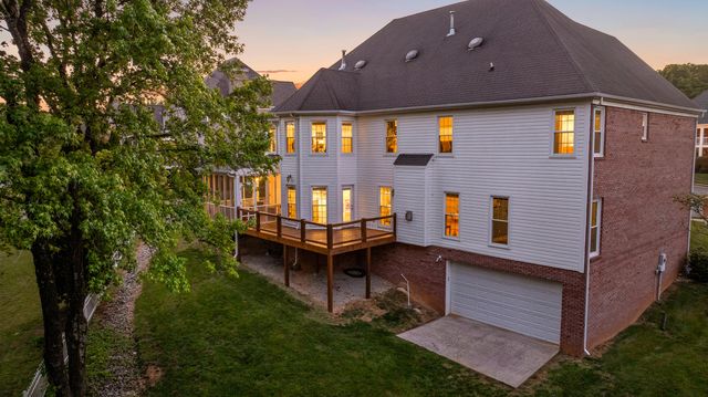 6404 Beacon Pointe Circle, Hixson, TN 37343