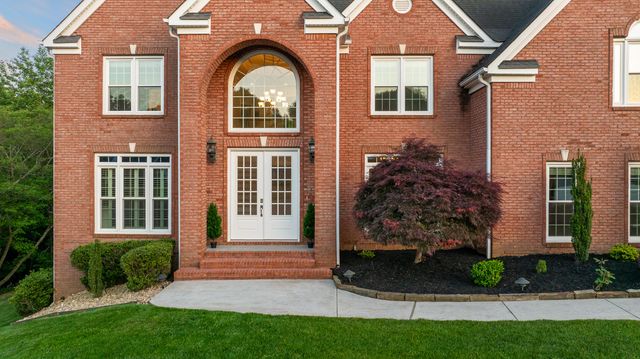 6404 Beacon Pointe Circle, Hixson, TN 37343