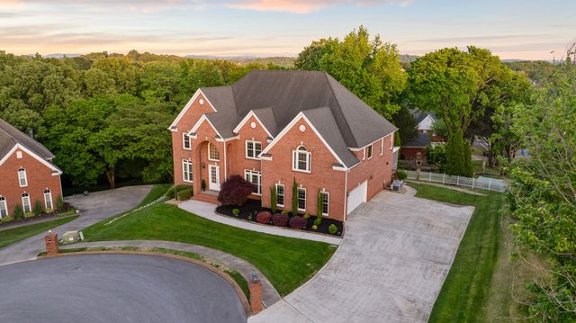 6404 Beacon Pointe Circle, Hixson, TN 37343