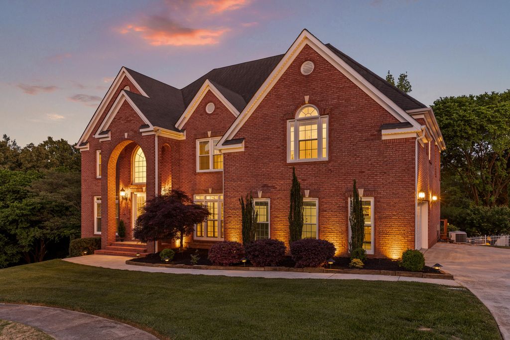 6404 Beacon Pointe Circle, Hixson, TN 37343