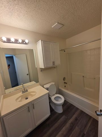 2858 Saint Thomas Lane, Lancaster, TX 75146