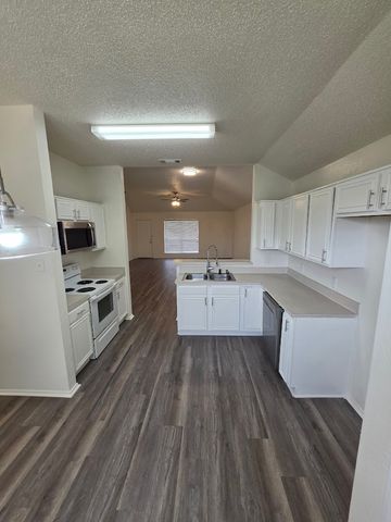 2858 Saint Thomas Lane, Lancaster, TX 75146