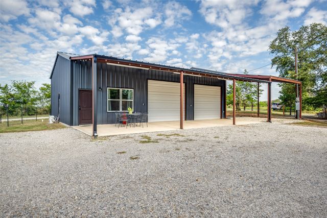 227 Lanier Road, Forestburg, TX 76239