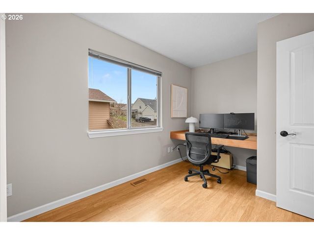 16861 Sw HARGIS Rd, Beaverton, OR 97007