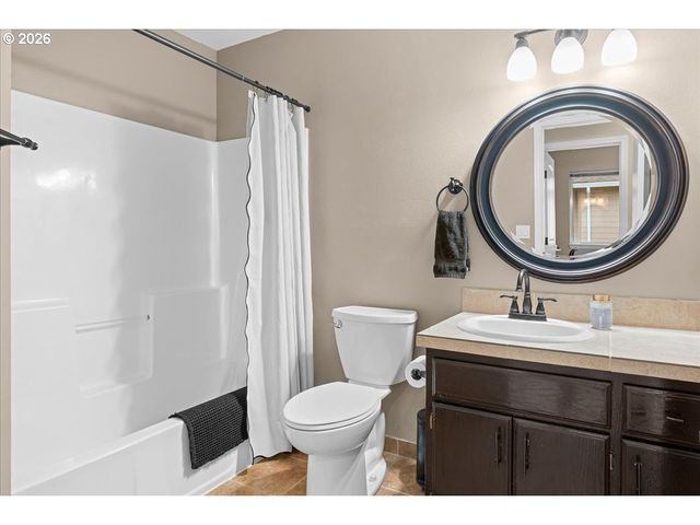 16861 Sw HARGIS Rd, Beaverton, OR 97007