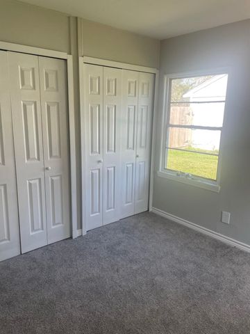 1005 Southampton Street, Angleton, TX 77515