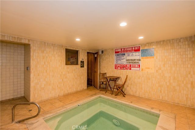 1739 Federal Avenue 204, Los Angeles, CA 90025