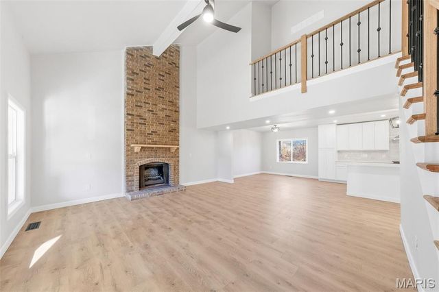 12768 Coachlight Square Drive, Florissant, MO 63033