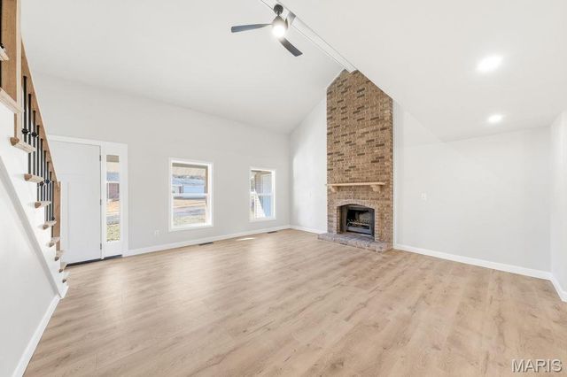 12768 Coachlight Square Drive, Florissant, MO 63033